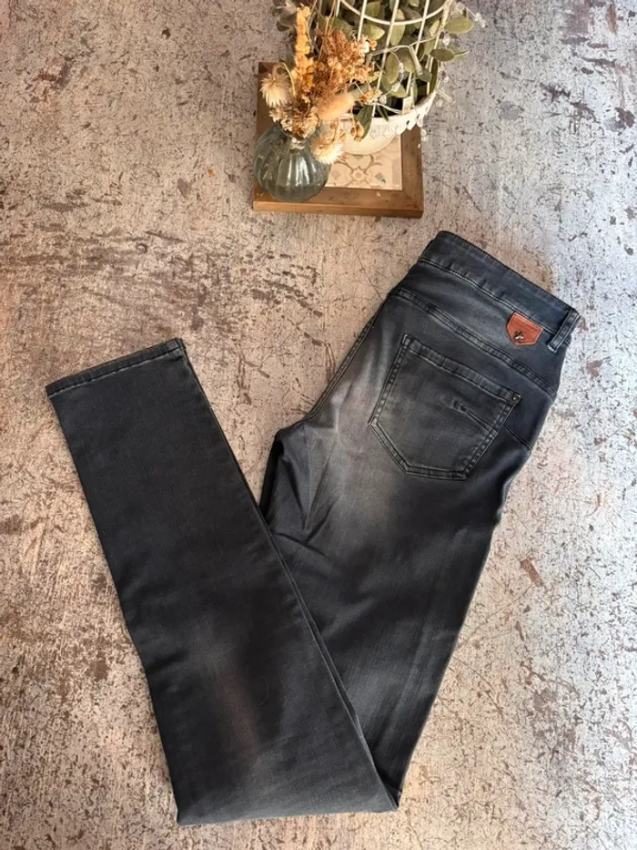Jean skin ikks