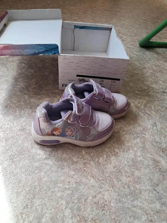 Chaussure taille 24 - photo numéro 2