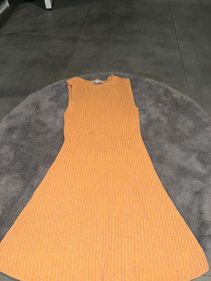 Robe femme zara taille S - photo numéro 2