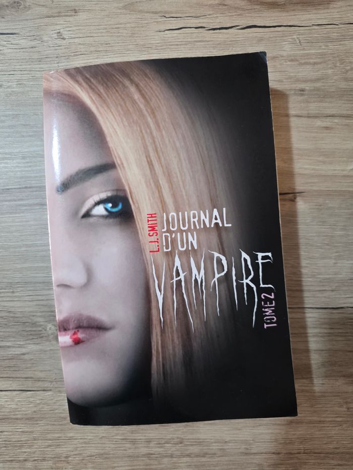 Le Journal d’un Vampire – Tomes 1 à 9 (L.J. Smith) - photo numéro 9