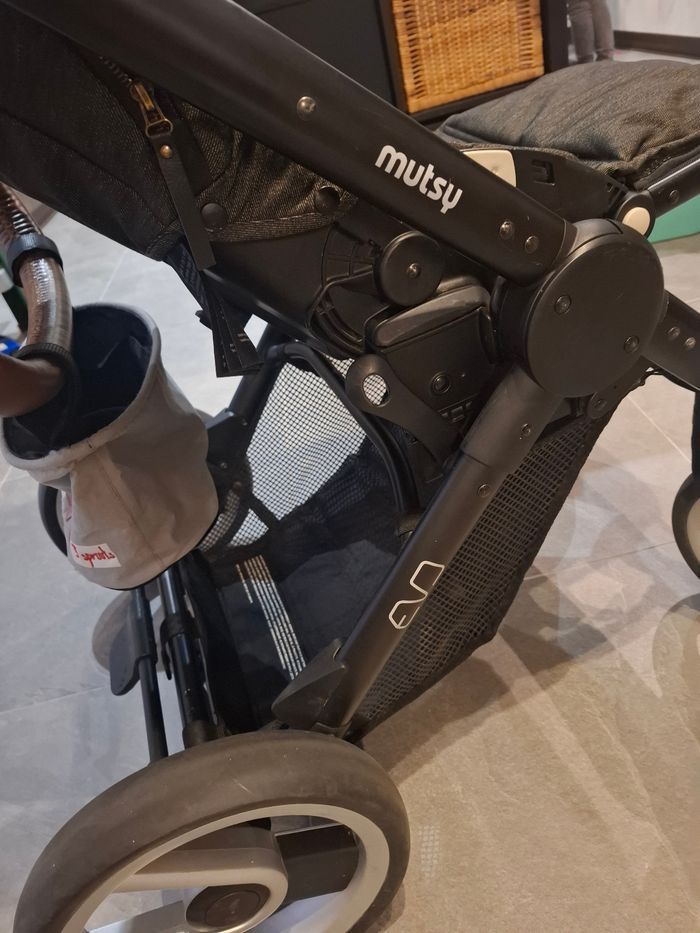 Poussette Mutsy Evo et chancelière - photo numéro 13