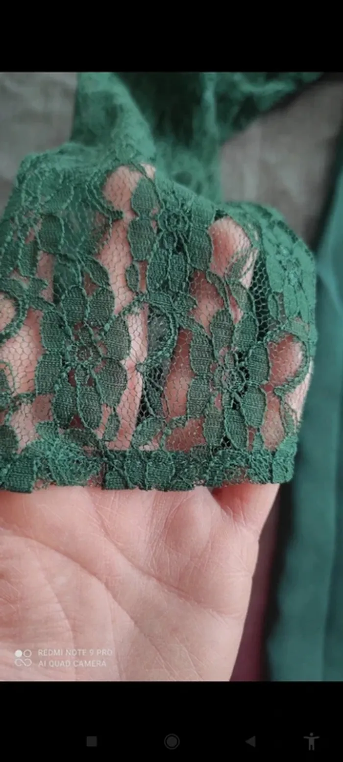 Magnifique haut avec manches longues en dentelle - photo numéro 5