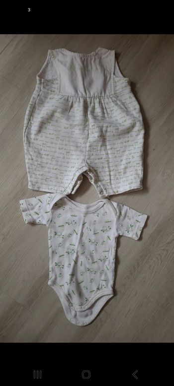 Combinaison 3 mois + 1 bodie