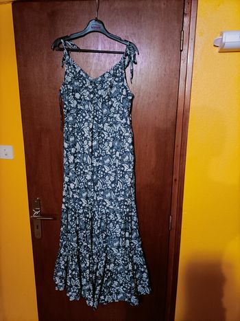 Robe bleue à bretelles