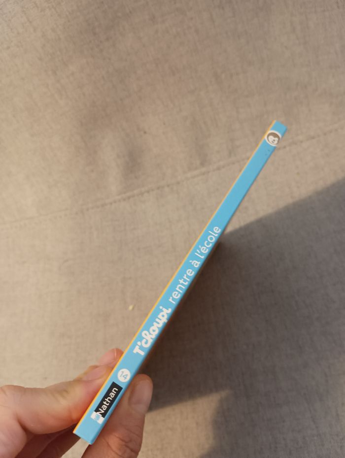 Livre T'choupi rentre à l'école histoires a lire et à écouter - photo numéro 2