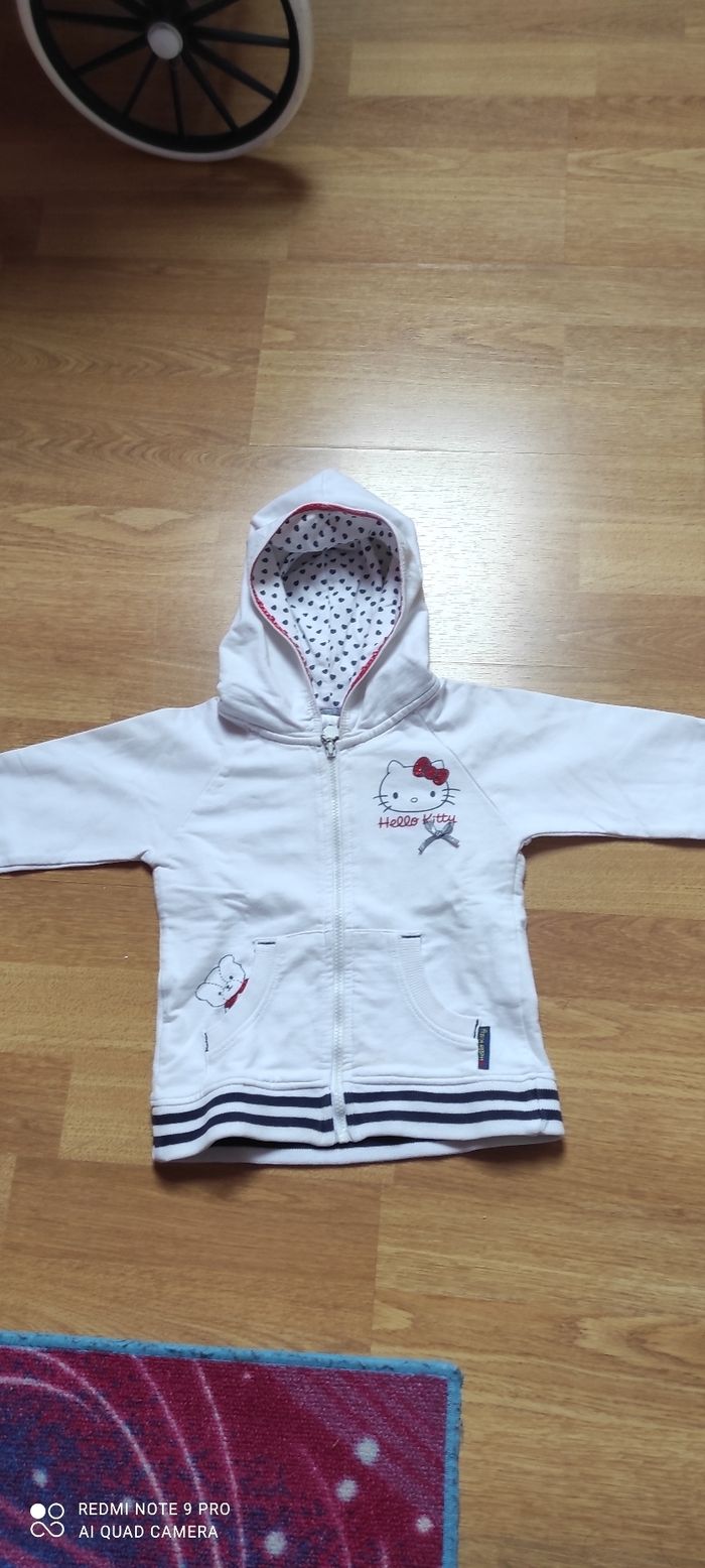 Veste hello Kitty 18 mois