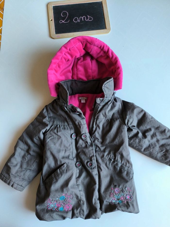 Manteau mi-saison Orchestra taille 2 ans en très bon état
