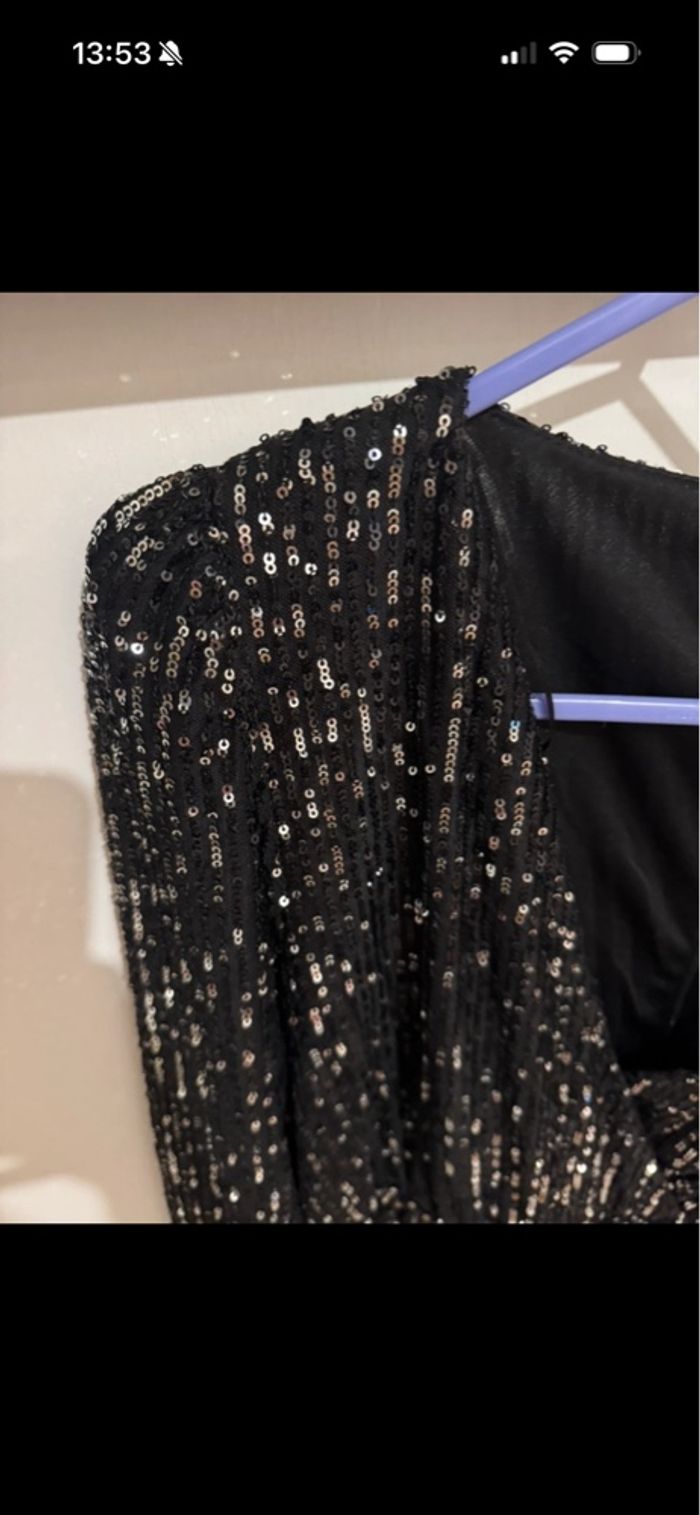Robe à paillettes - photo numéro 3