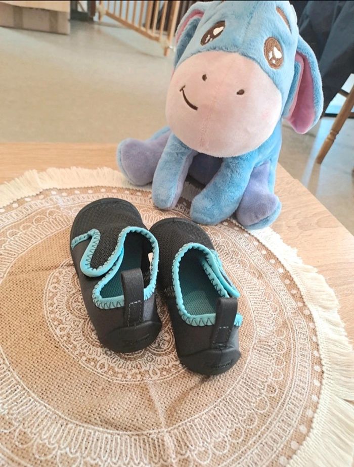 Chausson, taille 22, marque décathlon - photo numéro 2