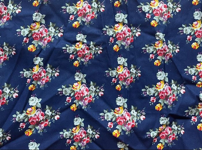 Chute imprimé à fleurs