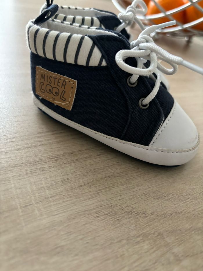 Chaussure bébé - photo numéro 2