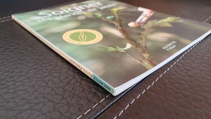 Livre " Soigner ses plantes de jardin " de chez Hachette pratique - photo numéro 7