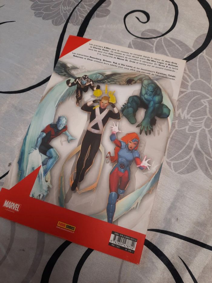 Livre bd marvel numéro 4 X-Men extra - photo numéro 2