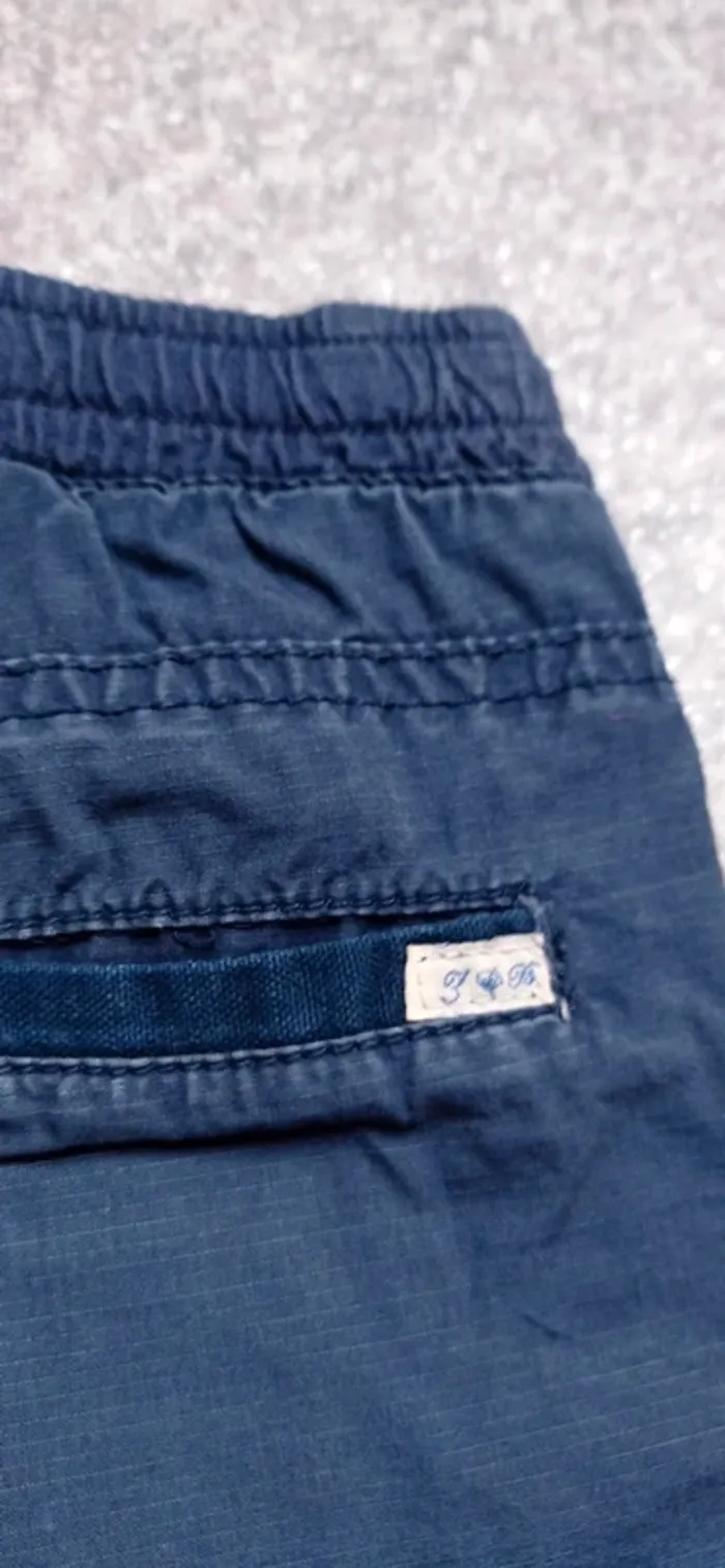 Short Zara taille 3/4 ans 
Bon état - photo numéro 6