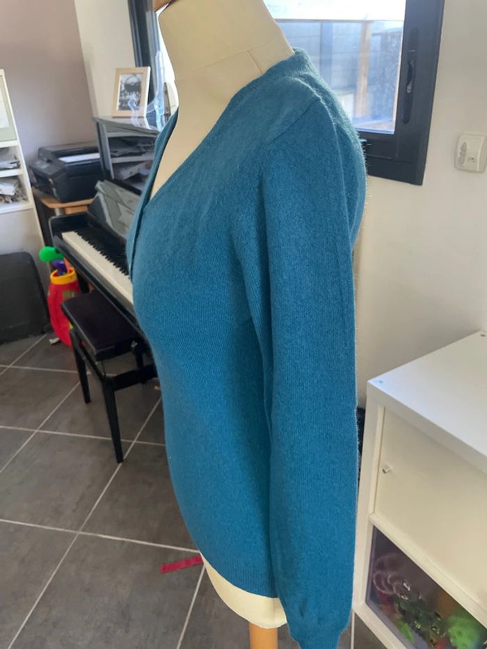 Pull en cachemire bleu - photo numéro 3