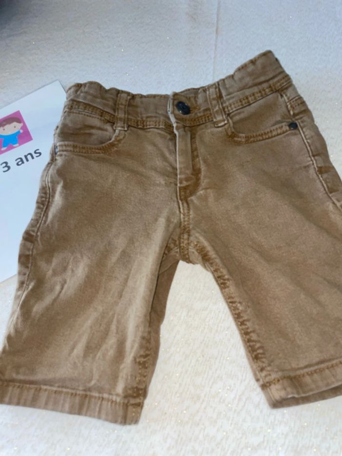 Short Jean, Tao, trois ans - photo numéro 2