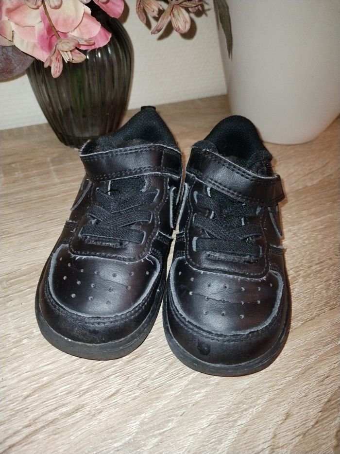 Baskets NIKE - photo numéro 2