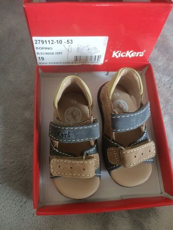 Sandale kickers 19