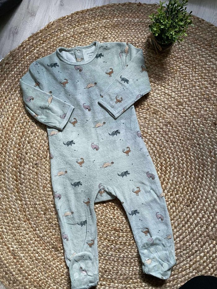 Pyjama dino 24 mois