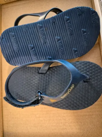 Tongs garçons baby gap