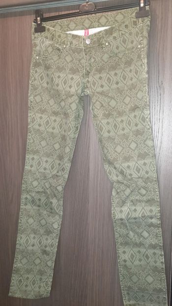 Pantalon imprimé kaki