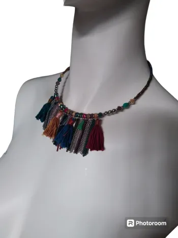 Collier necklace fantaisie ras de cou perle pompom