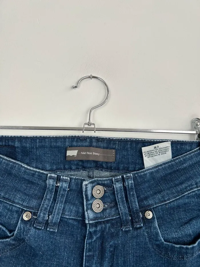 Jean Levi's Femme Bleu Marine W27 4M | Mid Rise Skinny | Taille FR36 | Très Bon État NJ374 - photo numéro 3
