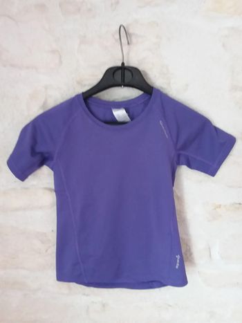 Tee-shirt de sport violet 6 ans