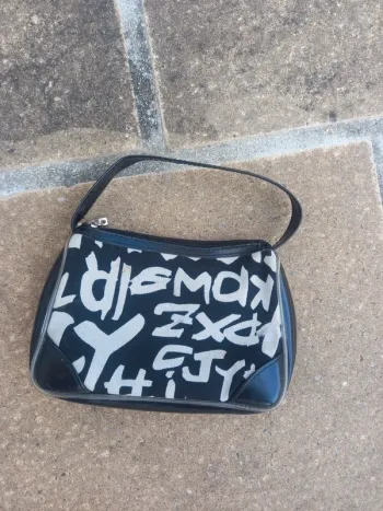 Petite pochette en cadeau 📦