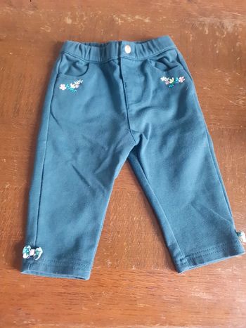 Pantalon  taille 9 mois