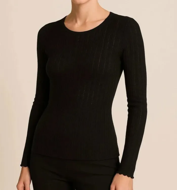 Pull noir en maille ajourée avec détails élégants, manches longues , Costes Taille S