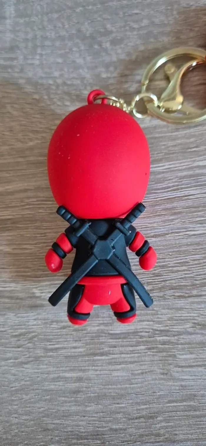 Porte clés 🔑 DeadPool. - photo numéro 3