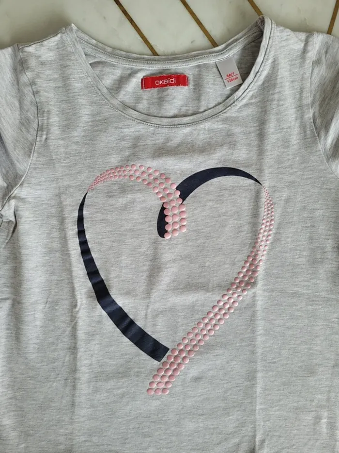 Tee-shirt Okaïdi 8 ans - photo numéro 2