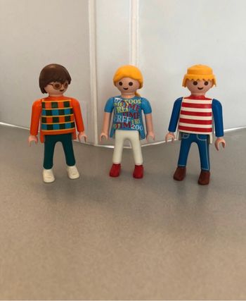Lot de 3 figurines playmobil thème citoyens