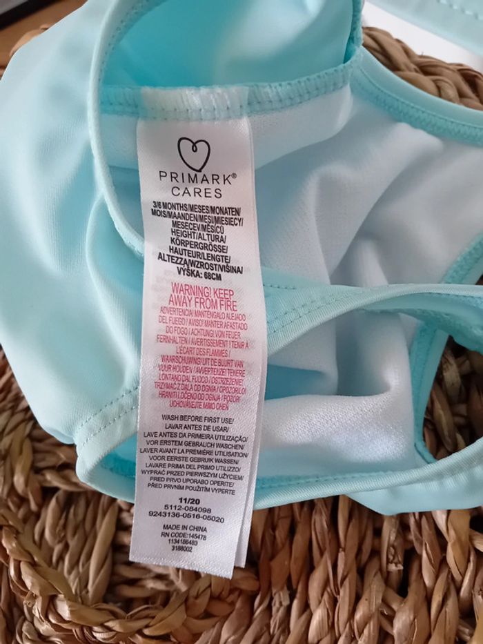 Maillot de bain bébé fille 👧🏼 3/6 mois - Primark - photo numéro 4