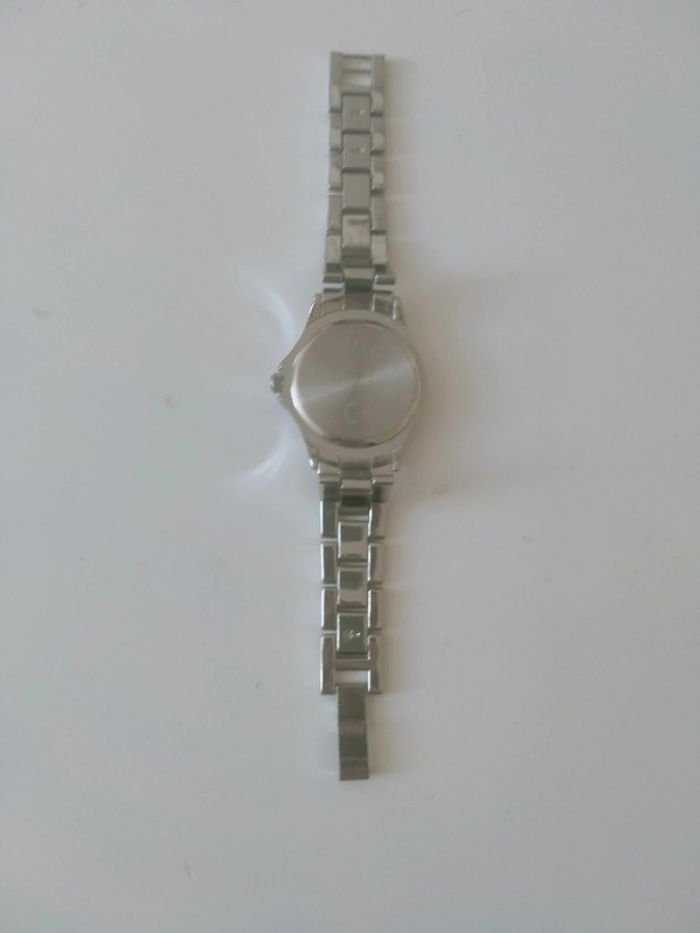 Montre femme - photo numéro 3