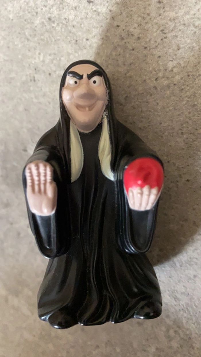 Figurine Méchante sorcière dans Blanche Neige - photo numéro 5