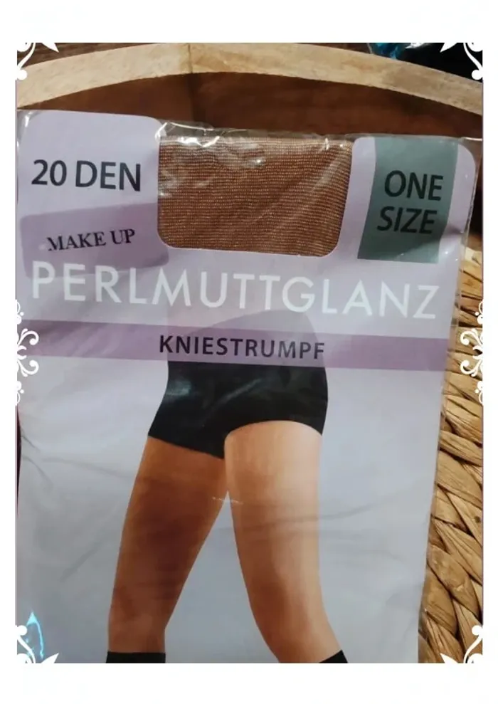 Lot chaussettes collants satin - photo numéro 4
