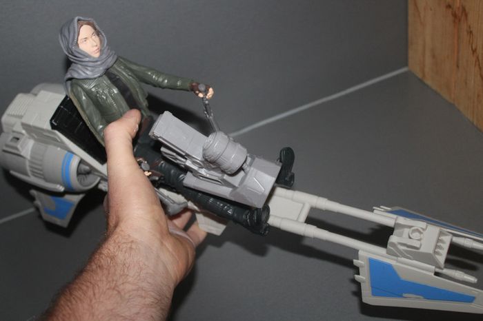 Figurine Sergent Jyn Ersi Jehda + Speeder Bike de Poe Damron - photo numéro 3