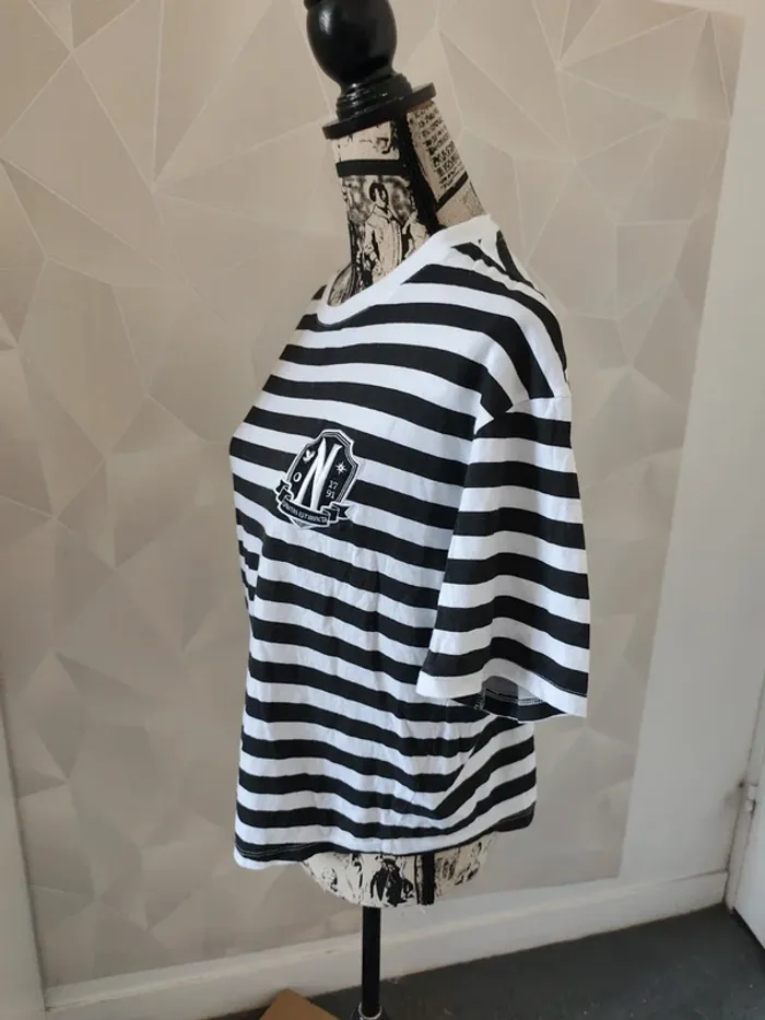 T shirt mercredi - photo numéro 2