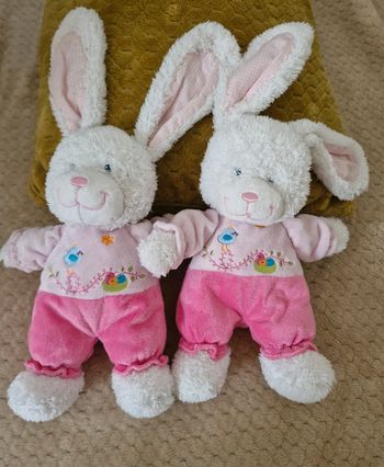 Lot de 2 peluches lapin rose