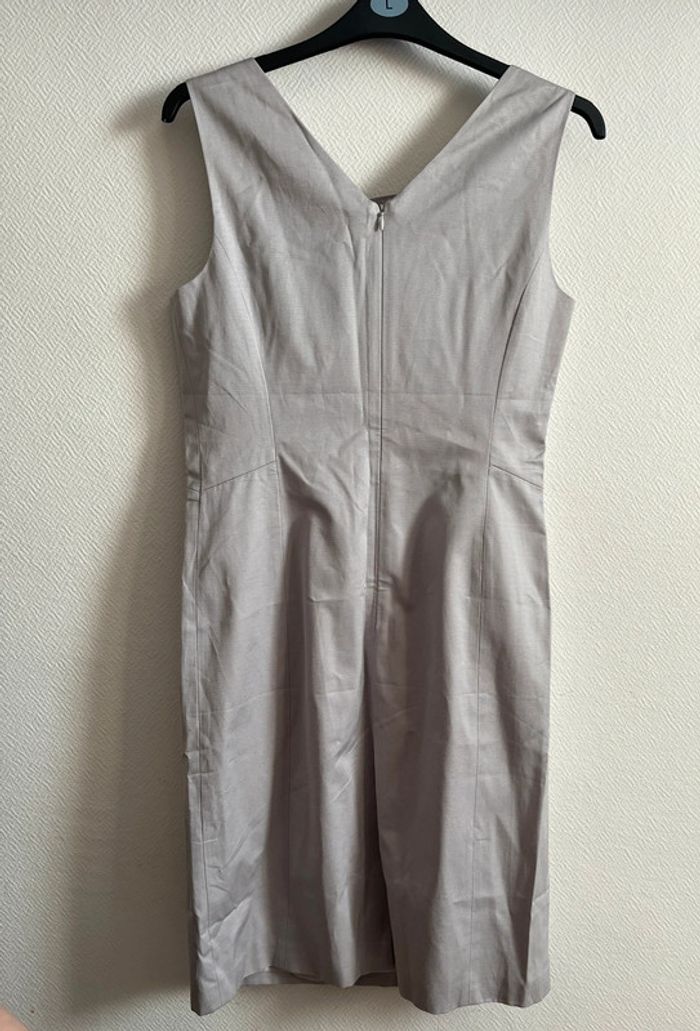 Robe gris clair - photo numéro 2