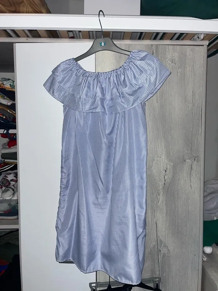 Robe rayé d’été