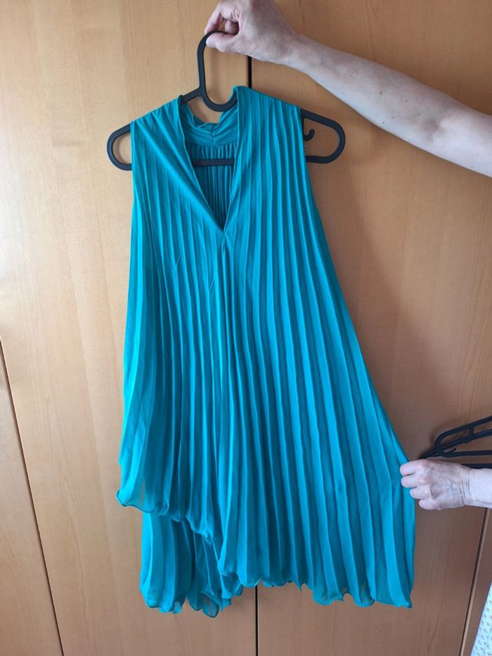 Robe verte habillée - photo numéro 3