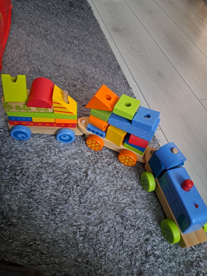 Train a impiler 2 ans - photo numéro 2