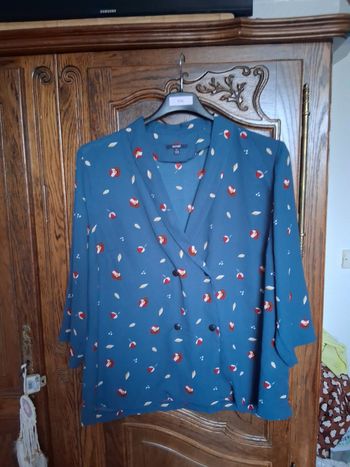 Chemise ou blouse marque kiabi taille xl