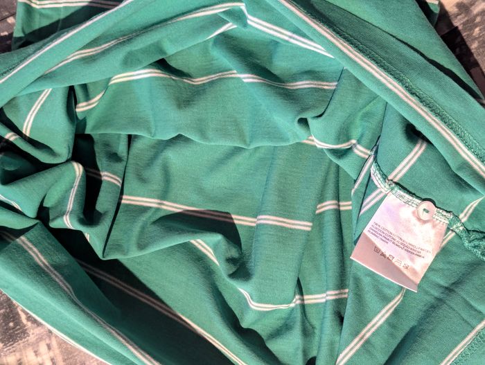 Polo Clockhouse Vert Double Rayures Horizontales Blanches Vêtement Tendance Mode Hommes - photo numéro 7