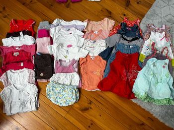 Lot 1 bébé 6 mois fille