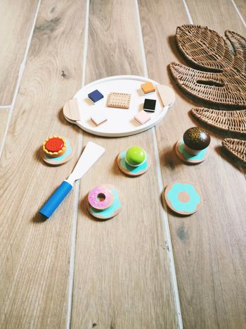🧁Dinette l'heure du goûter plateau et divers petits gâteaux patisseries en bois