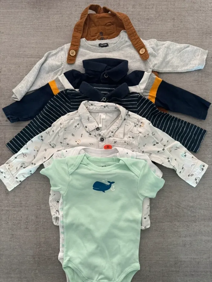 Lot vêtements bébé garçon - Taille 6 mois - 5€